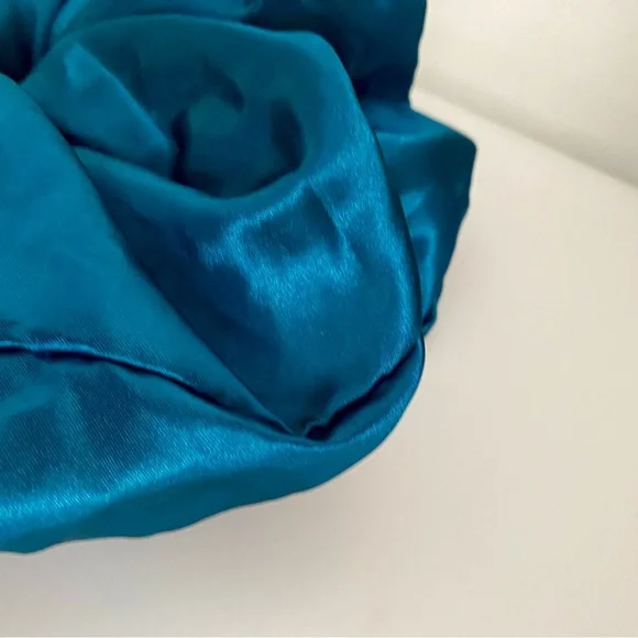 The Room Shop Giant Satin Scrunchie in Peacock - Picture 5 of 8